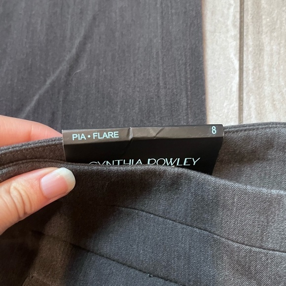 Cynthia Rowley Pia Flare Grey Cut to fit straight through hips NWT Size 8 - Picture 3 of 7
